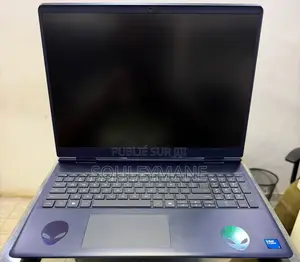 Nouveau Alienware 16 Aurora 32GB Intel Core 7 SSD 1T