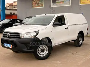 Toyota Hilux 2022 Blanc