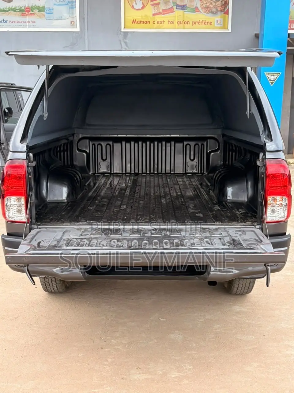 Toyota Hilux 2021 Noir