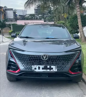 Changan UNI-T 2.0 FWD 2022 Gris