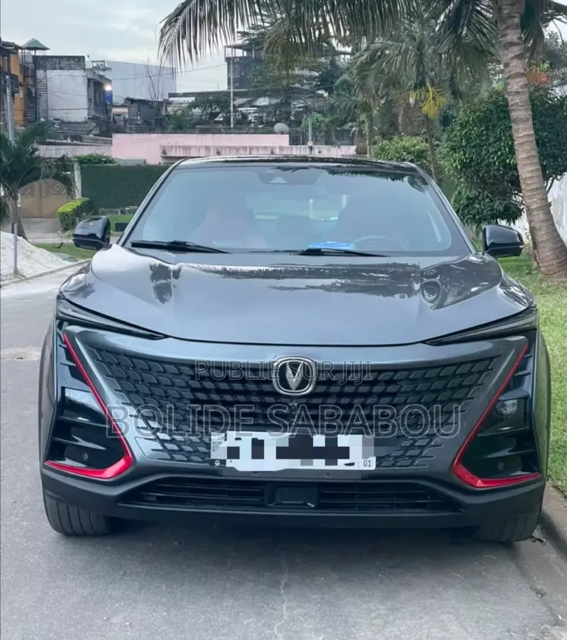 Changan UNI-T 2.0 FWD 2022 Gris