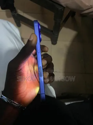 Nouveau Pomme iPhone 16 256 GB Bleu