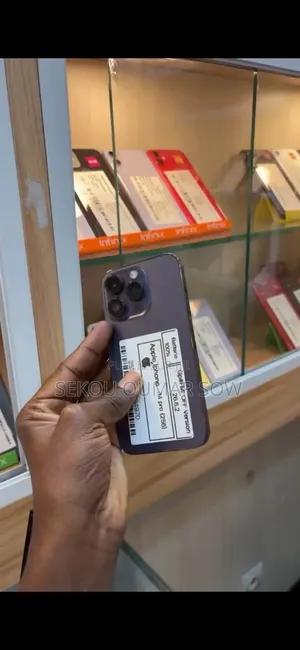 Nouveau Pomme iPhone 14 Pro 256 GB Violet