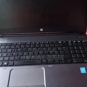 Ordinateur portable HP ProBook 650 G1 8GB Intel Core i3 HDD+SSD 500GB