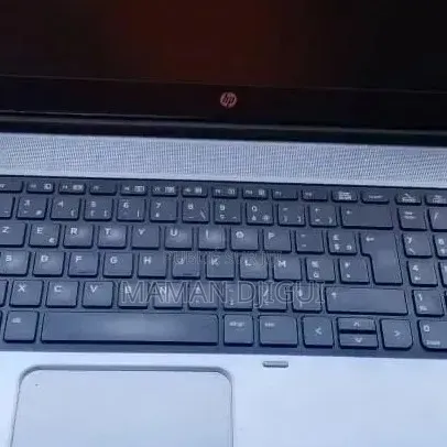 Ordinateur portable HP ProBook 650 G1 8GB Intel Core i3 HDD+SSD 500GB