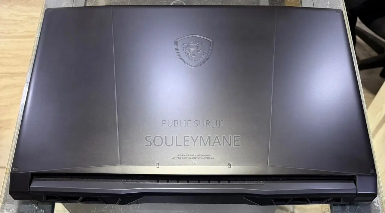 Nouveau Ordinateur portable MSI Katana 15 16GB Intel Core i7 SSD 512GB