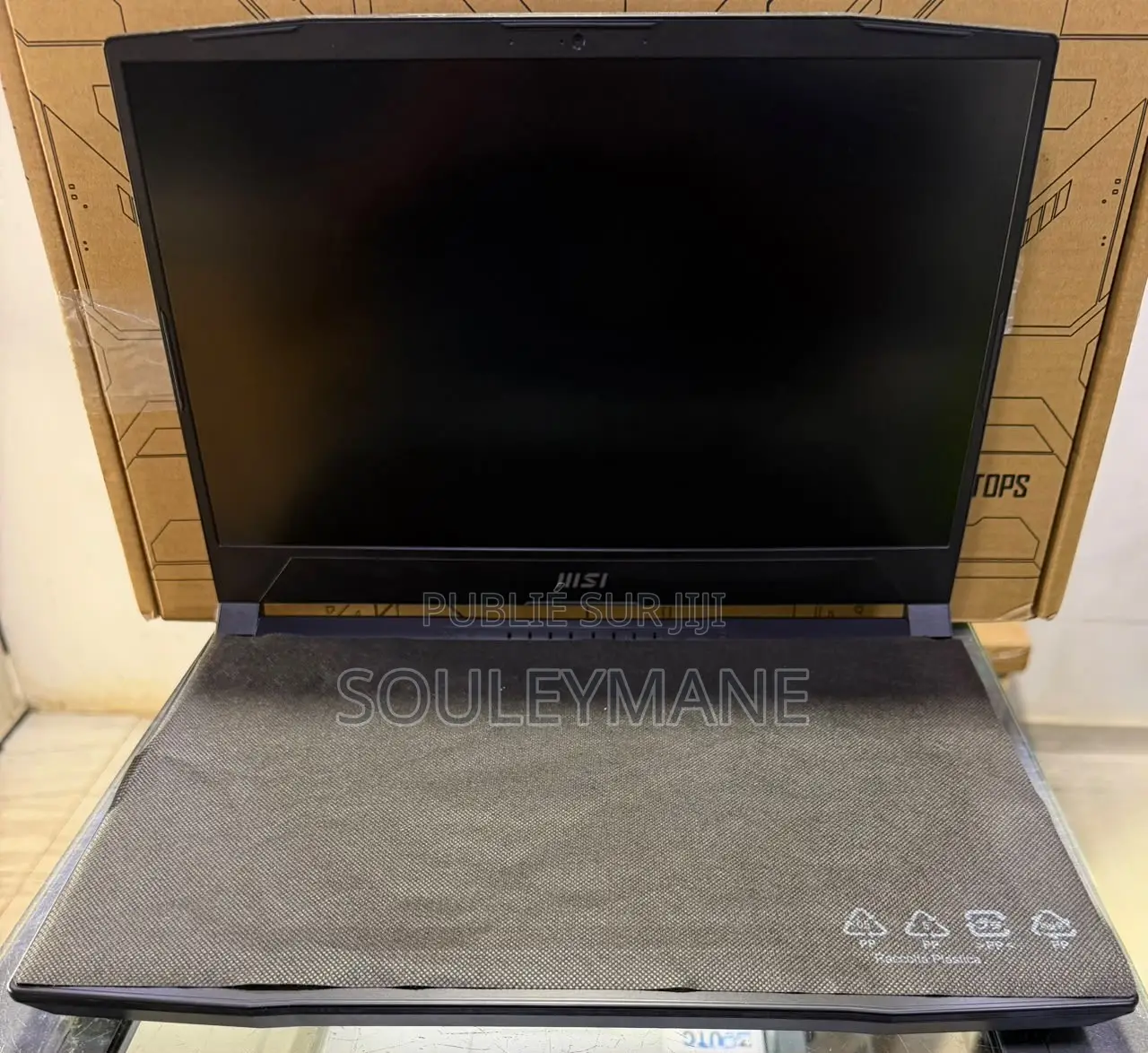 Nouveau Ordinateur portable MSI Katana 15 16GB Intel Core i7 SSD 512GB