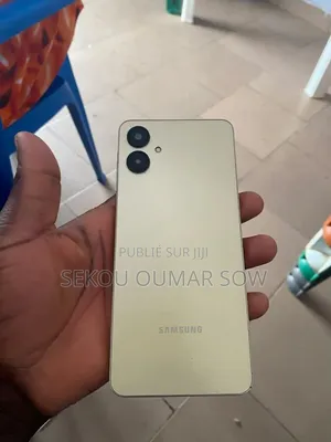 Nouveau Samsung Galaxy A06 128 GB Blanc