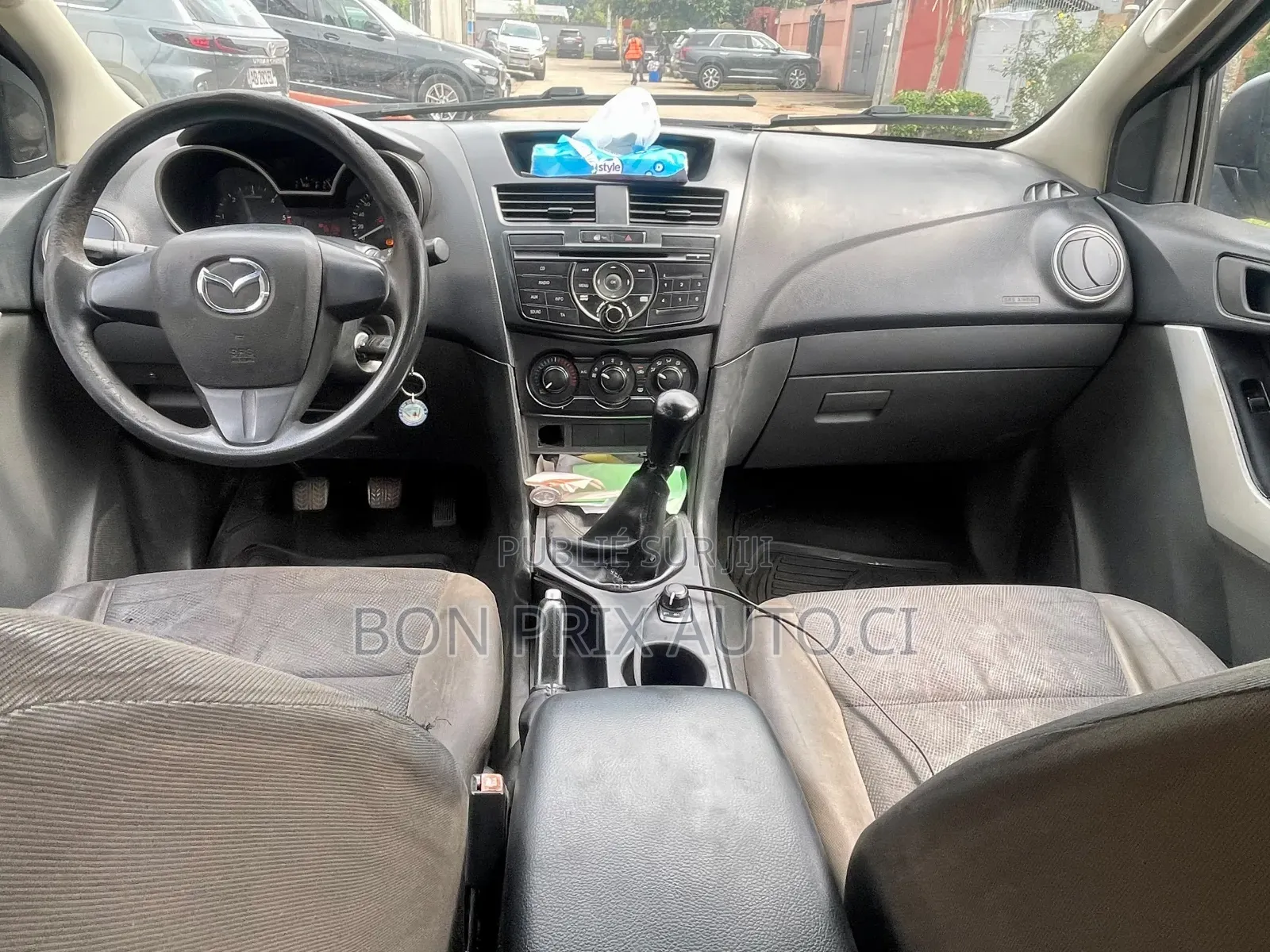 Mazda BT-50 2016 Gris