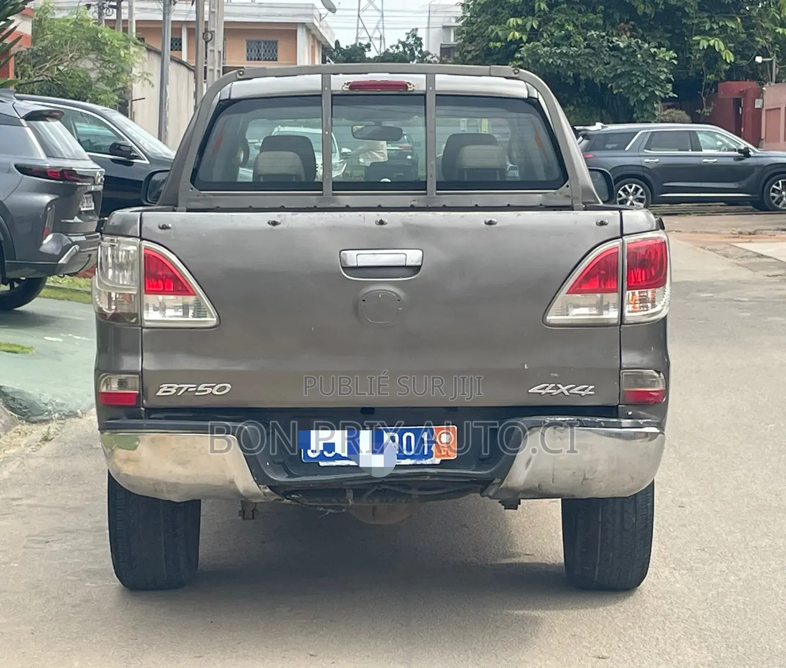 Mazda BT-50 2016 Gris