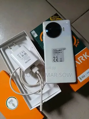 Nouveau Tecno Camon 20 Pro 5G 256 GB Blanc