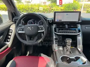 Nouveau Toyota Land Cruiser LC300 2024 Marron