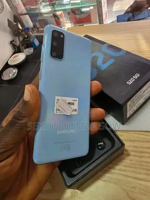 Nouveau Samsung Galaxy S20 128 GB Bleu