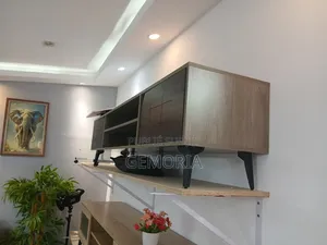 Meuble TV Contemporain Gris Anthracite Motifs Géométriques