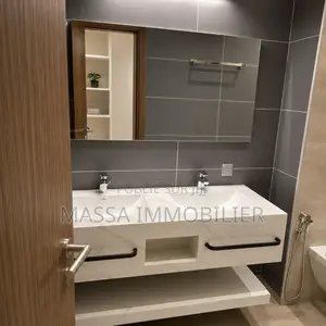 3chbre Appartement dans Massa Immobilier, Deux Plateaux à Louer