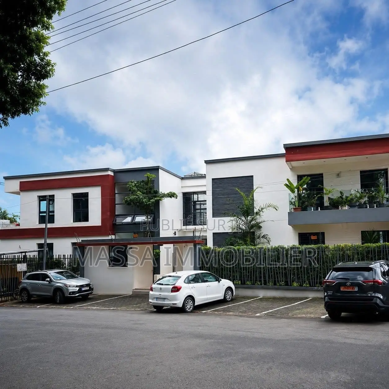 3chbre Appartement dans Massa Immobilier, Deux Plateaux à Louer