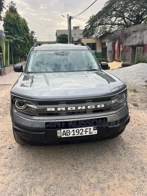 Ford Bronco 2024 Gris