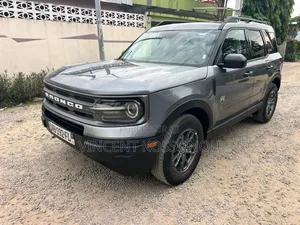 Ford Bronco 2024 Gris