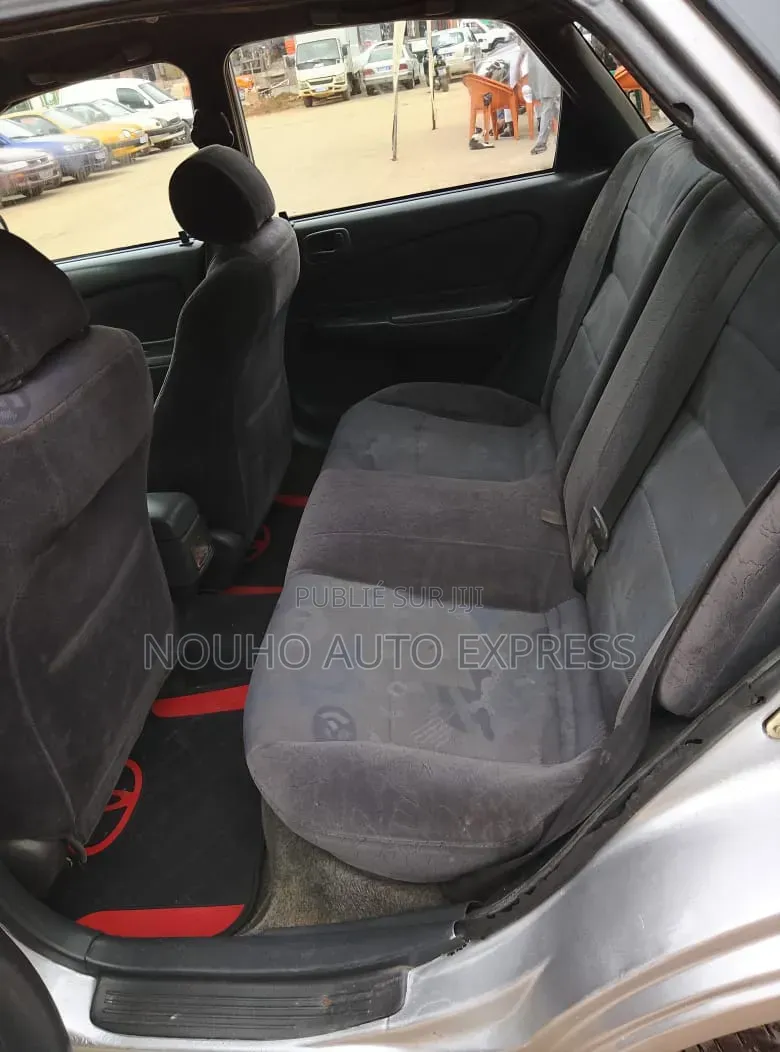 Toyota Corolla 2002 Gris