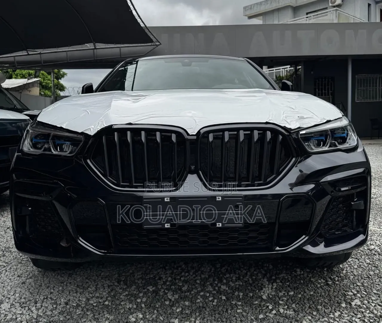 BMW X6 xDrive40i Sports Activity Coupe 2025 Noir Mat