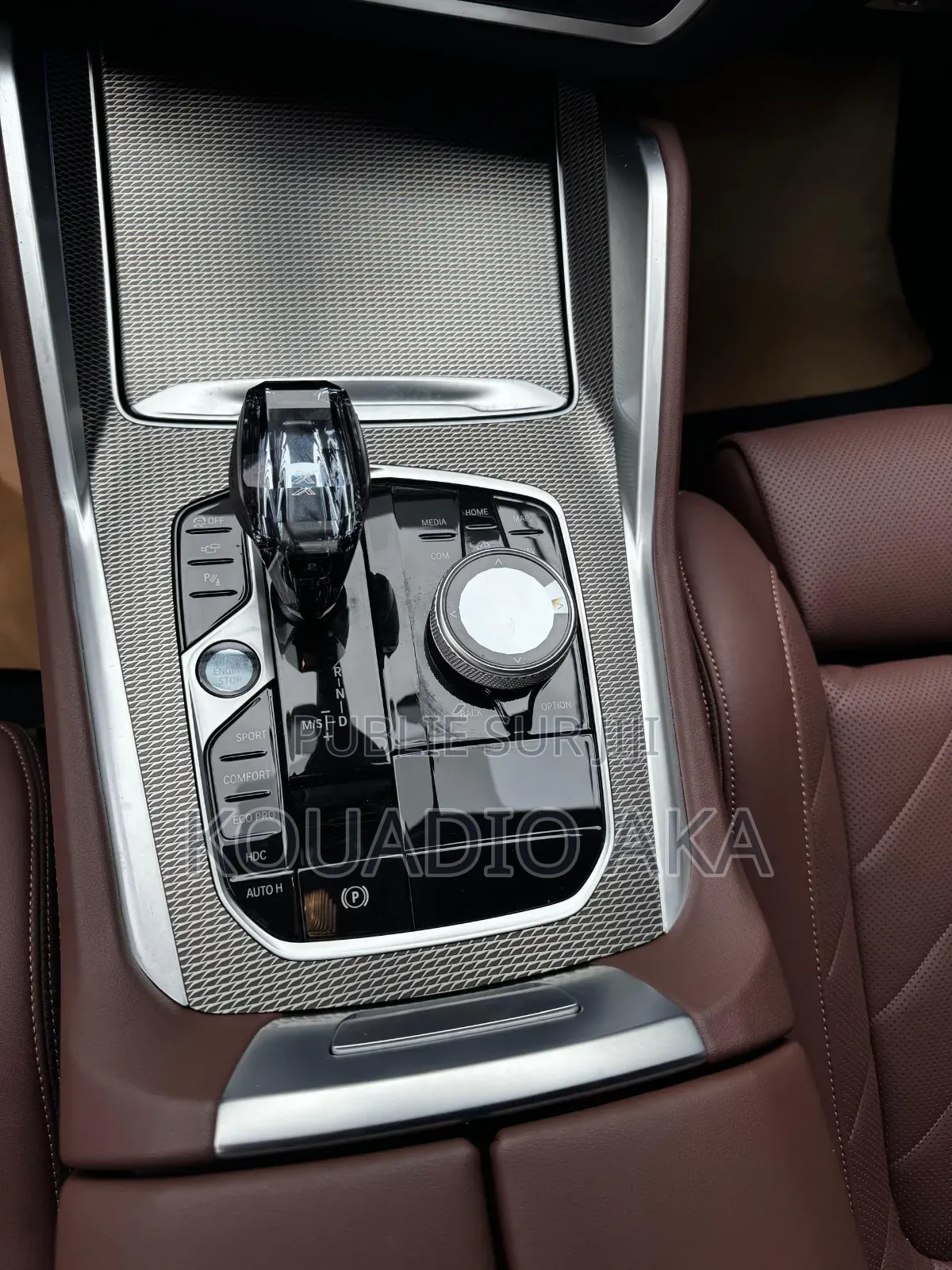 BMW X6 xDrive40i Sports Activity Coupe 2025 Noir Mat