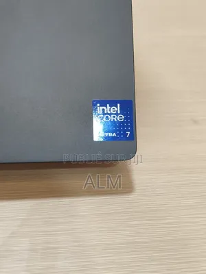 Nouveau Dell Pro Max 16 32GB Intel Core Ultra 7 SSD 512GB