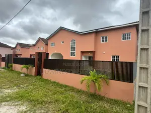 6chbre Duplex dans Ik Immobilier Cote, Cocody à Louer