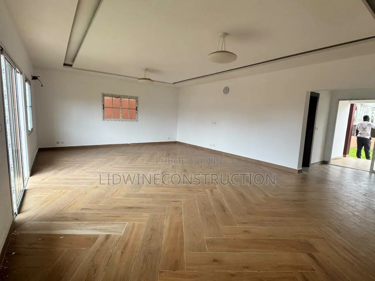 6chbre Duplex dans Ik Immobilier Cote, Cocody à Louer