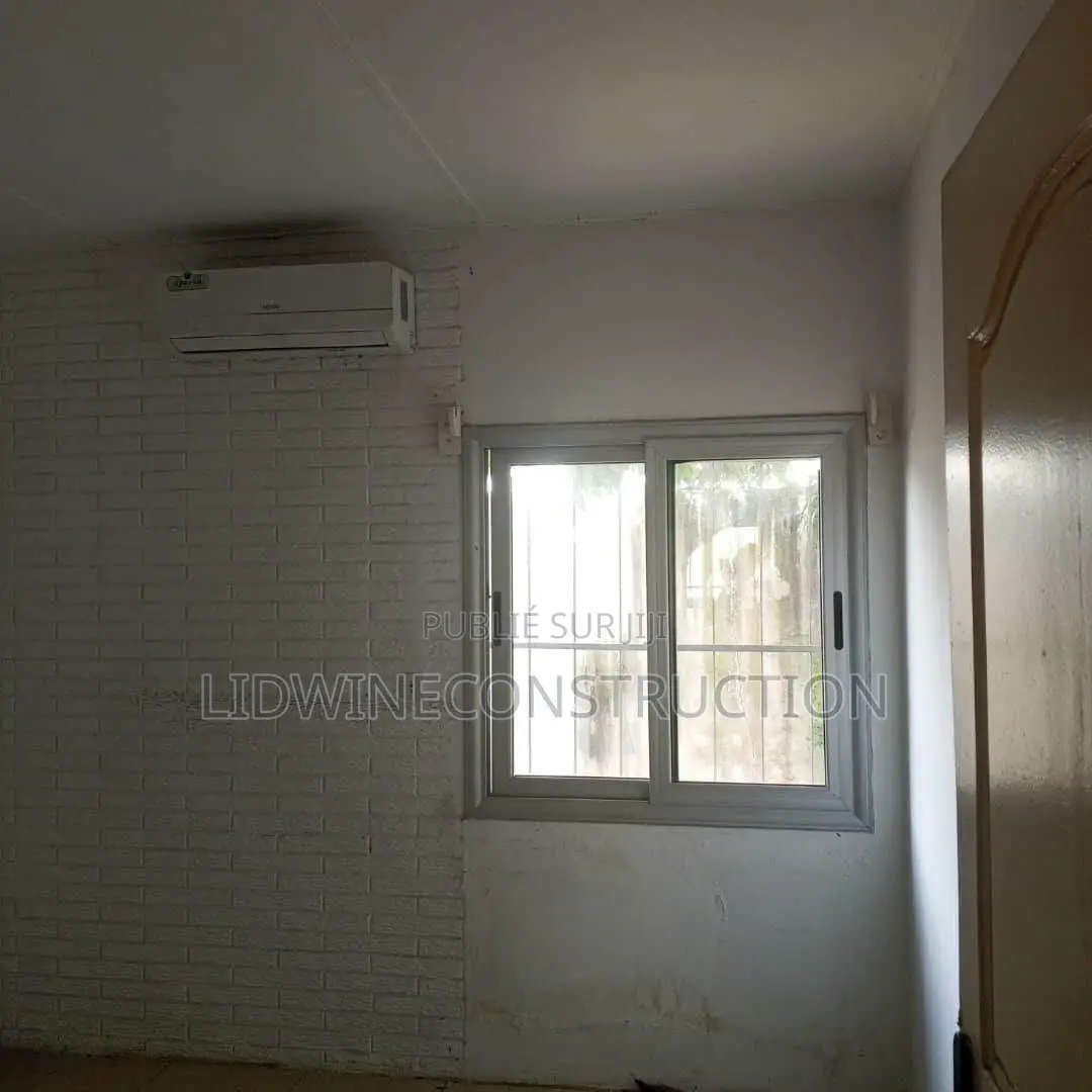 Meublé 4chbre Villa dans Ik Immobilier Cote, Cocody à Louer