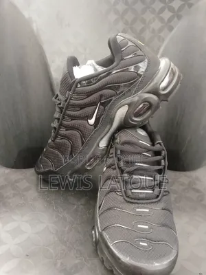 Paker Shoes