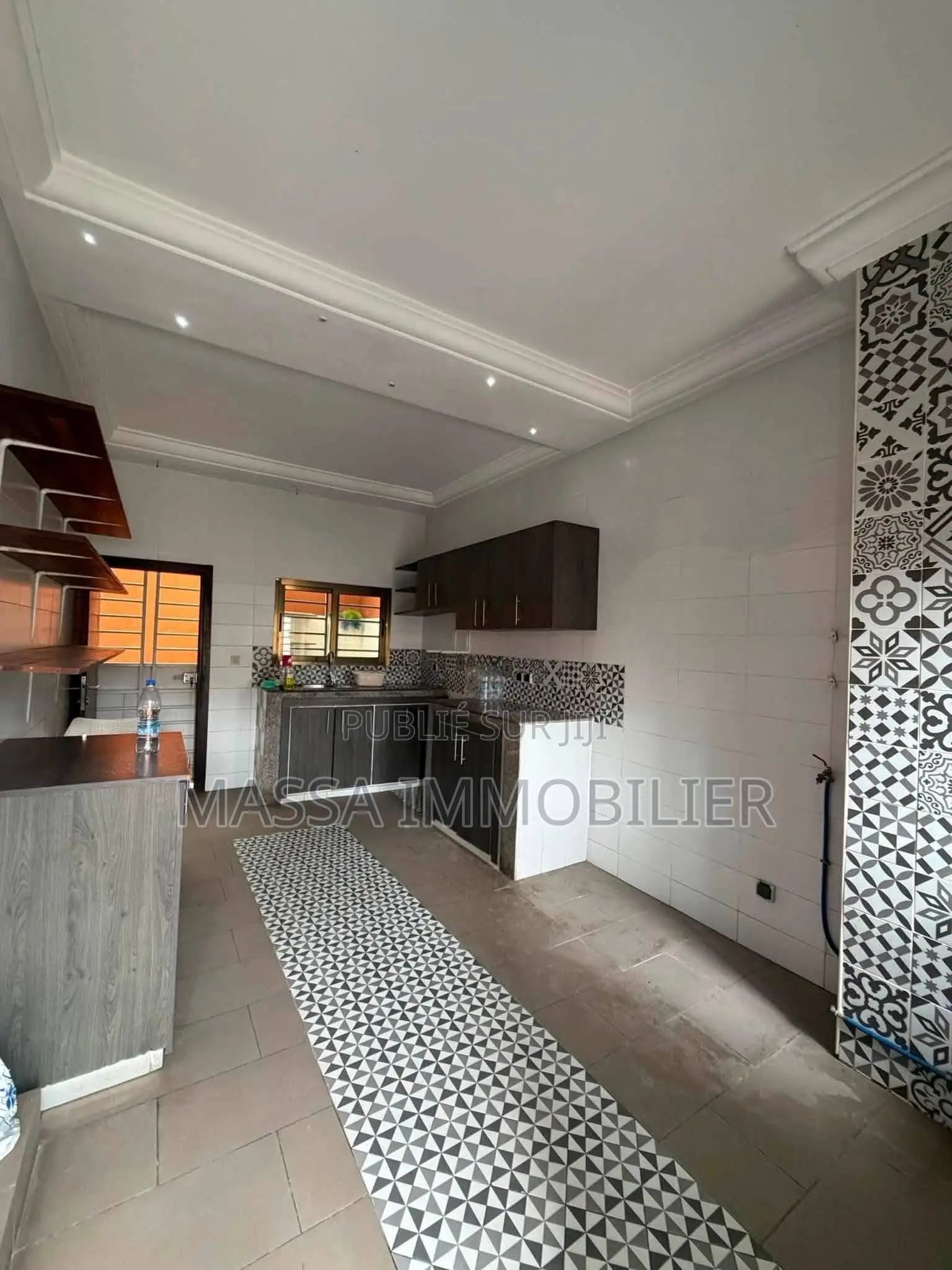 4chbre Villa dans Massa Immobilier, Cocody à Louer
