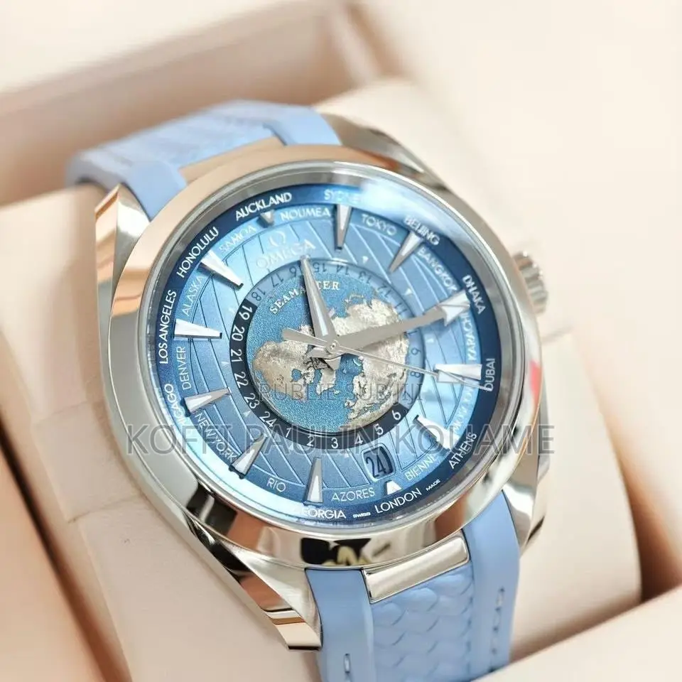 Montre  Oméga en Gomme