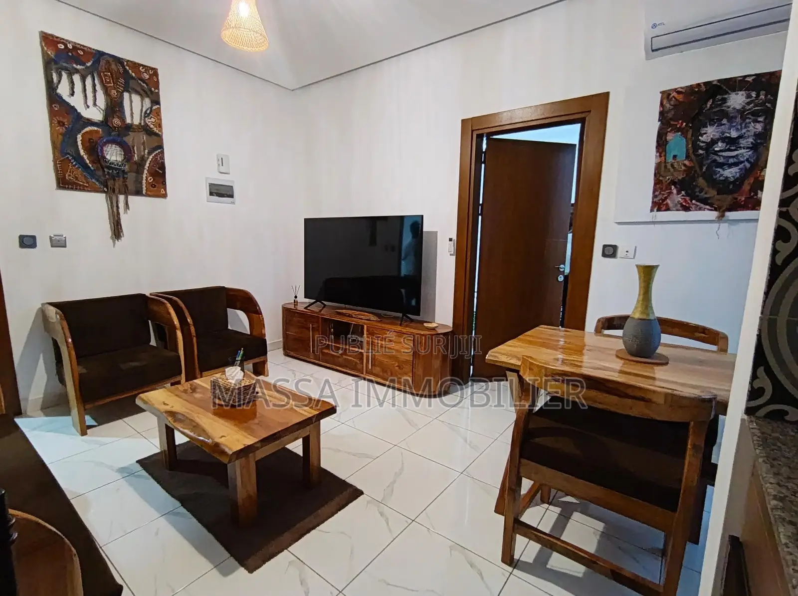 Meublé 1chbre Appartement dans Massa Immobilier, Cocody à Louer