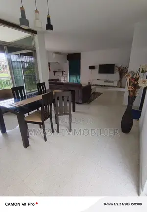 Meublé 2chbre Appartement dans Massa Immobilier, Cocody à Louer