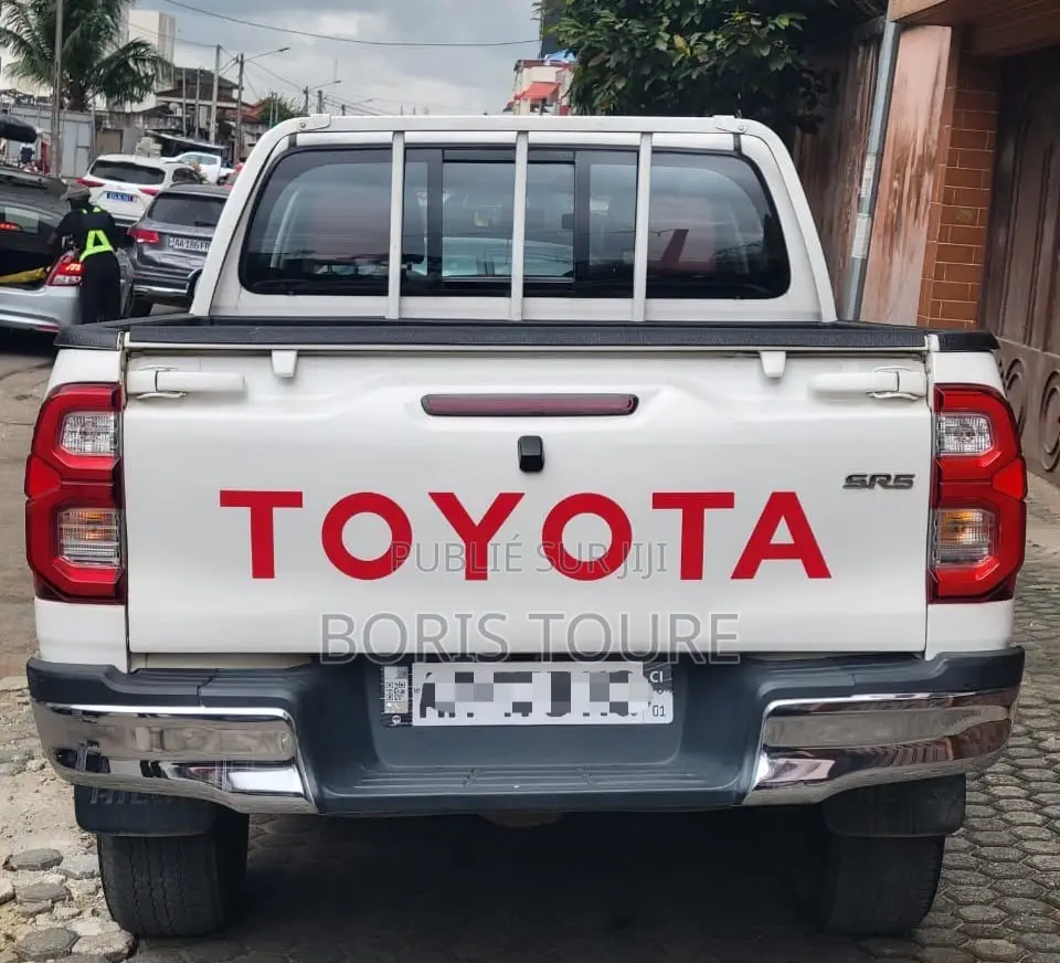 Nouveau Toyota Hilux 2024 Blanc