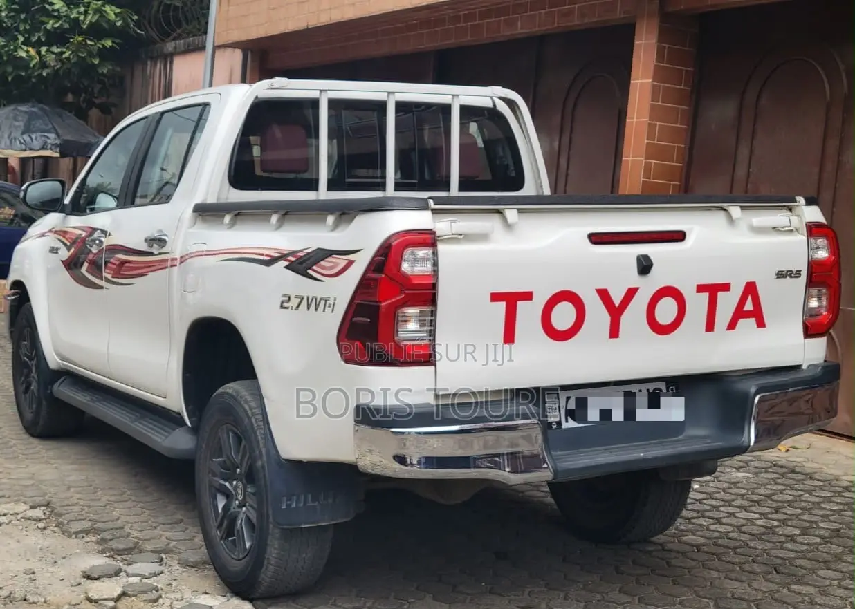 Nouveau Toyota Hilux 2024 Blanc