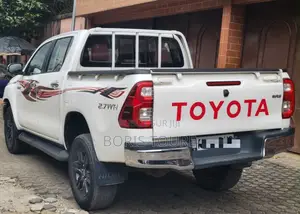Nouveau Toyota Hilux 2024 Blanc