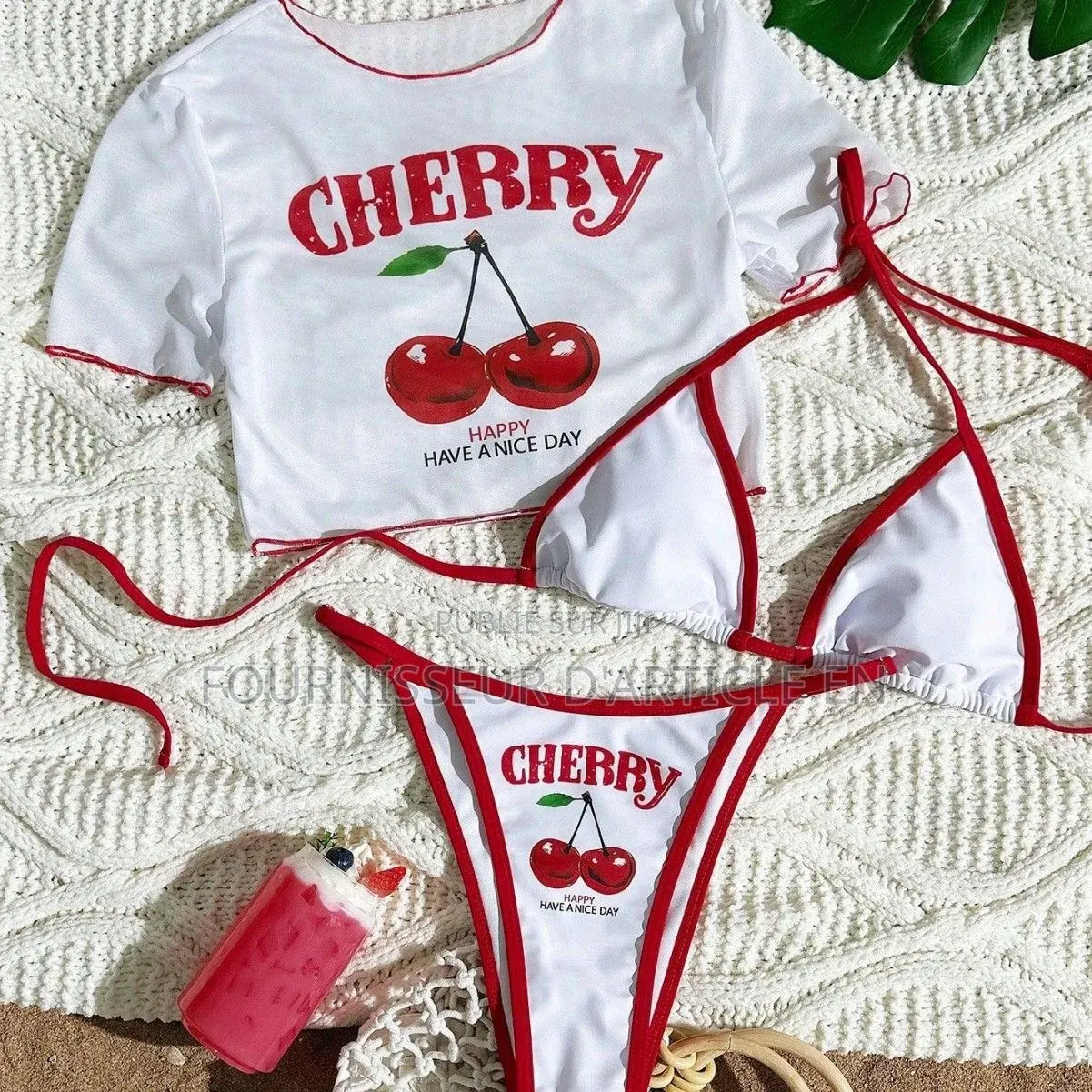 Ensemble Bikini Trois Pièces Sexy.