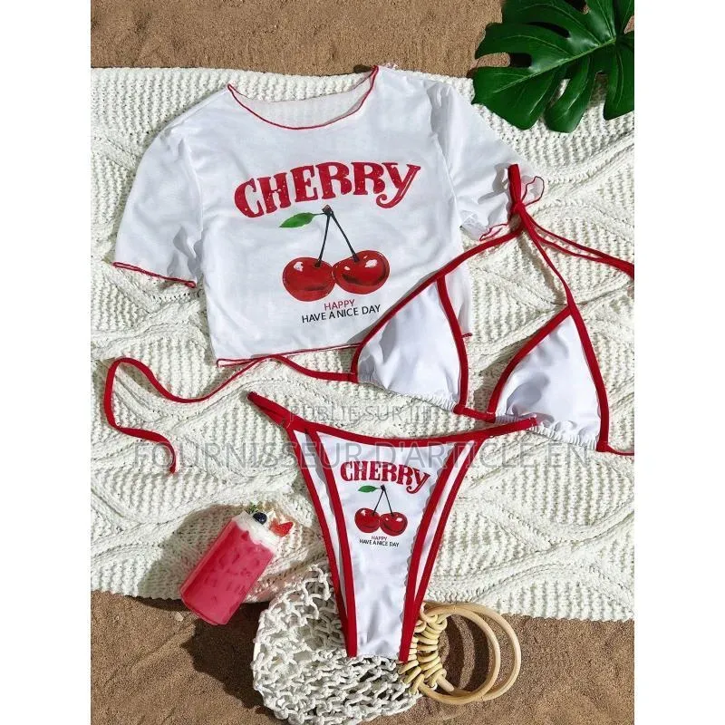 Ensemble Bikini Trois Pièces Sexy.