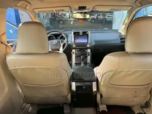 Toyota Land Cruiser Prado 2010 Blanc