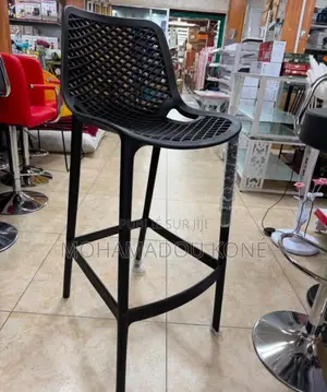 Chaise Disponible
