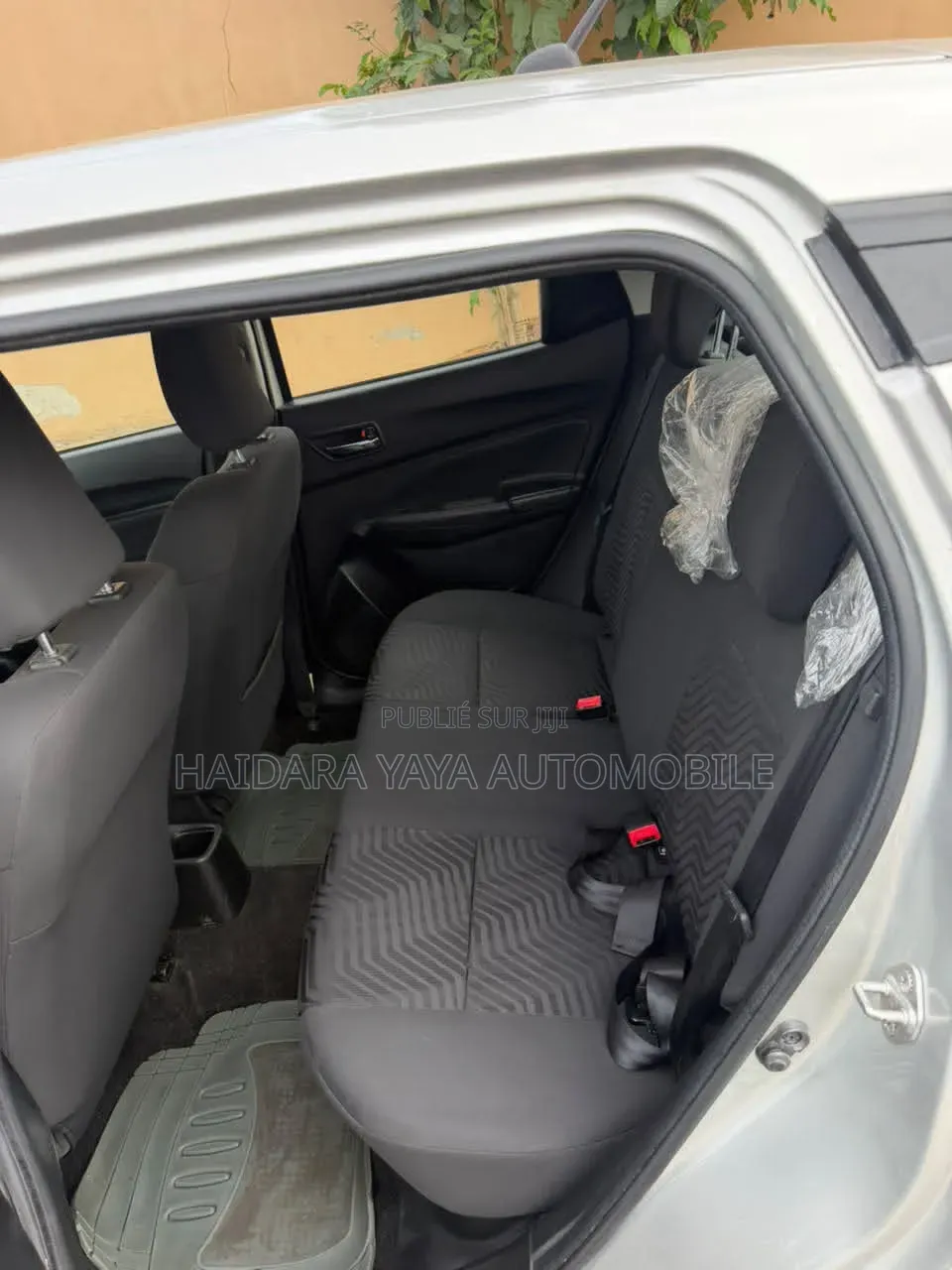 Suzuki Swift 2020 Gris
