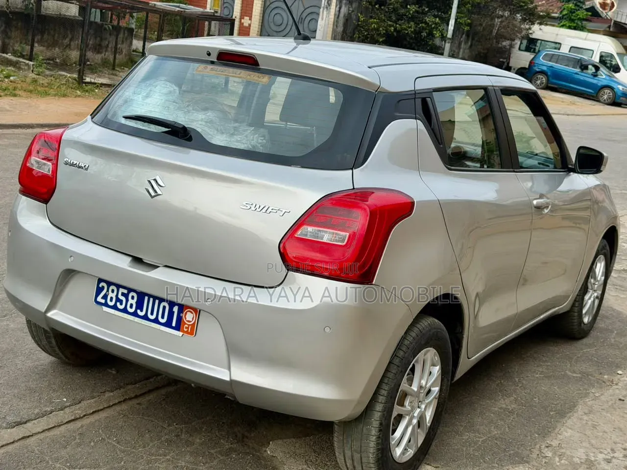 Suzuki Swift 2020 Gris