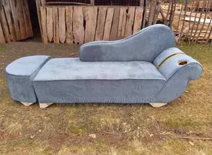 Fauteuil Disponible