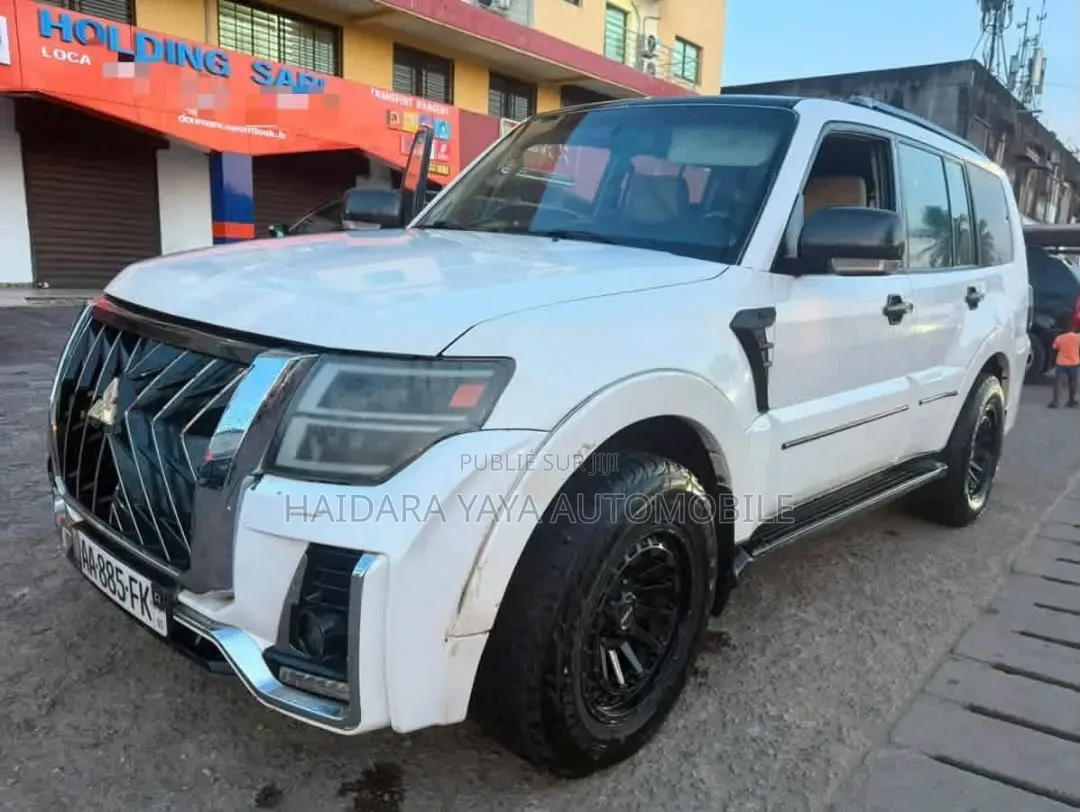 Mitsubishi Pajero 2017 Blanc