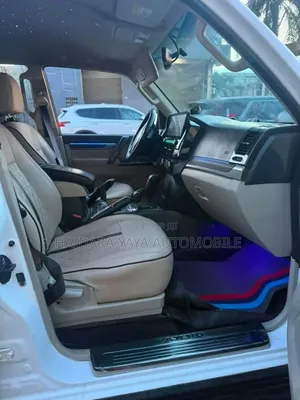 Mitsubishi Pajero 2017 Blanc