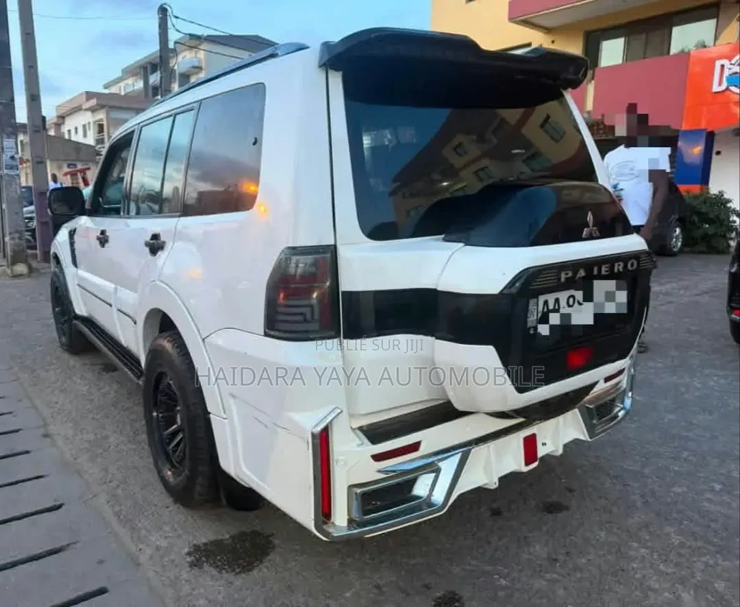 Mitsubishi Pajero 2017 Blanc
