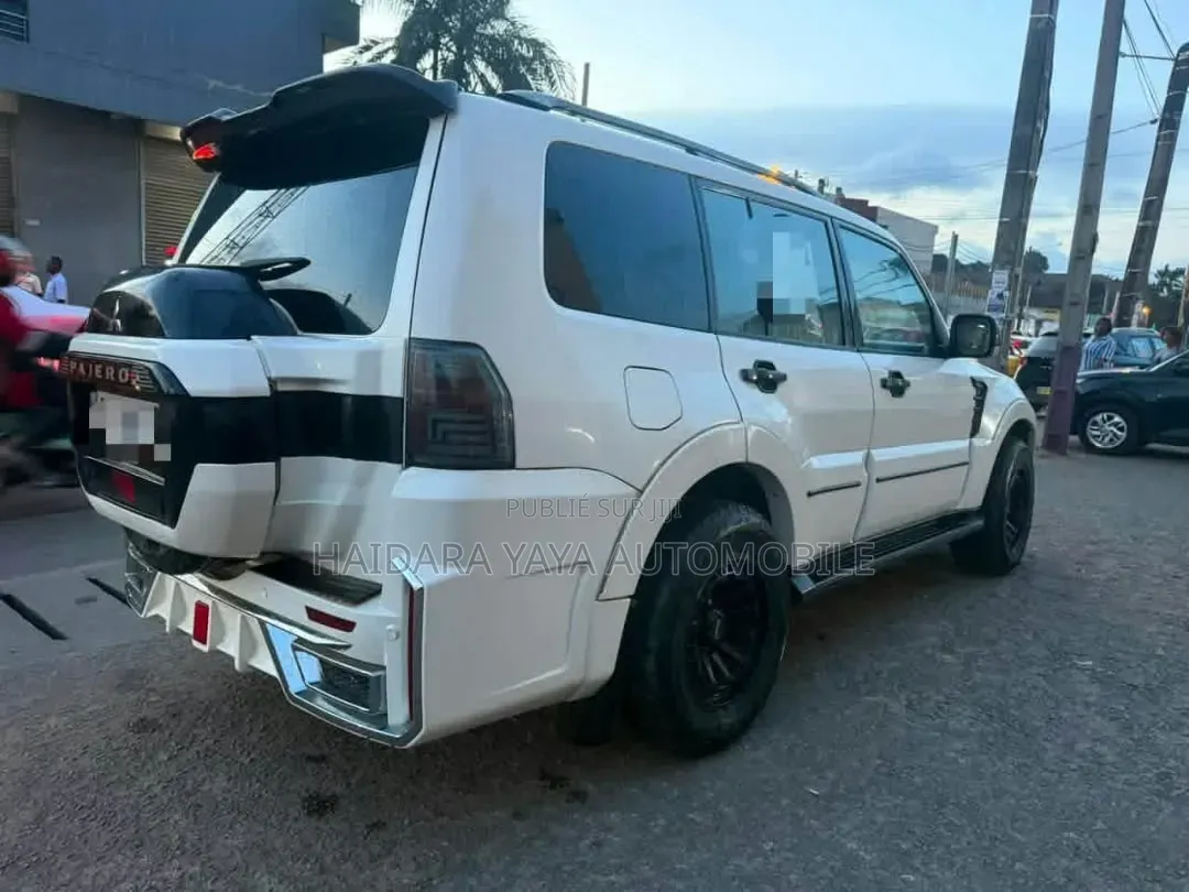 Mitsubishi Pajero 2017 Blanc