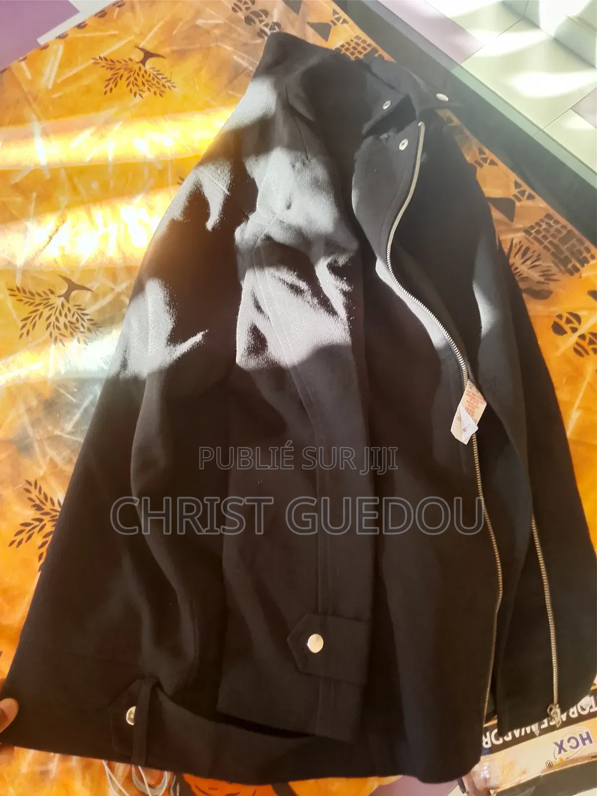 Article : Veste Courte Asymétrique (Style Motard/Urbain) Marque : .