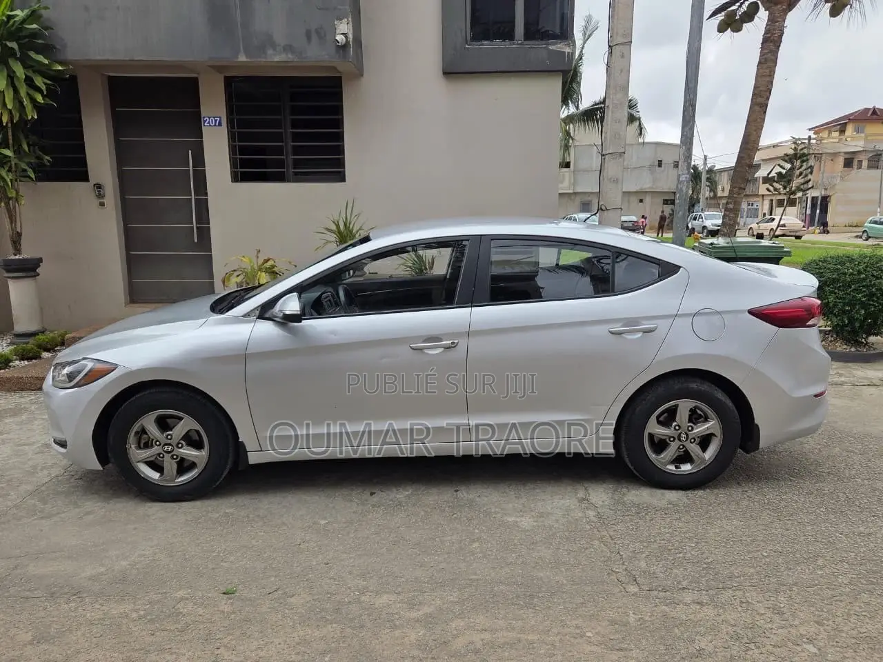 Hyundai Elantra 2019 Beige